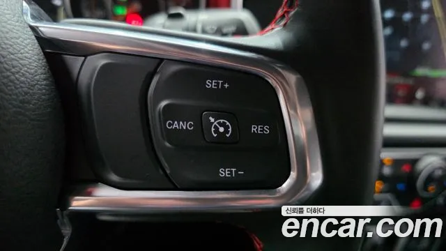 Jeep Wrangler JL — Фото автомобиля 17