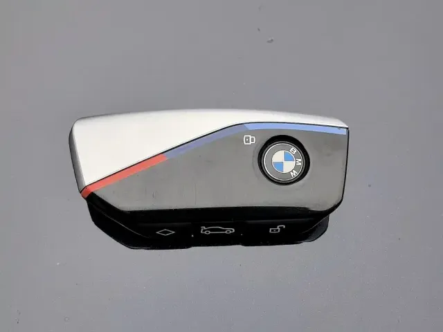 BMW X6 — Фото автомобиля 19