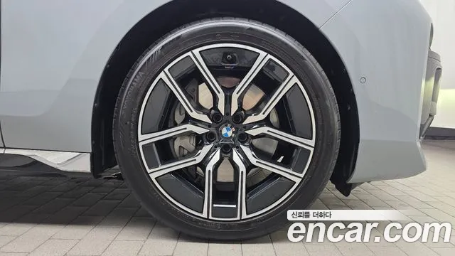 BMW 7 Series G70 — Фото автомобиля 6