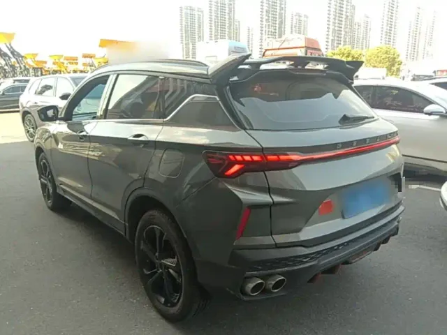 Geely Binyue — Фото автомобиля 4