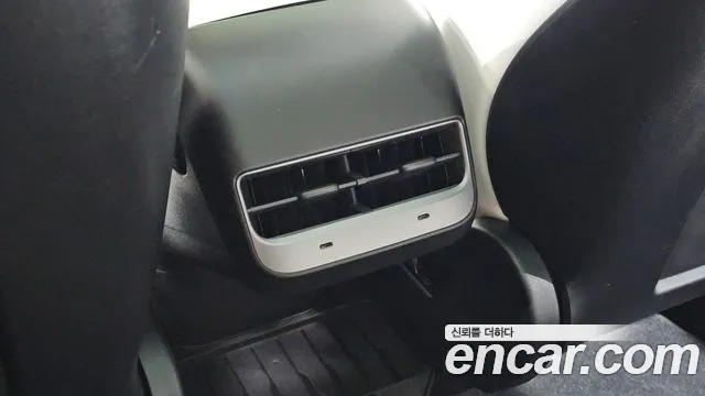 Tesla Model Y Модель Y — Фото автомобиля 8