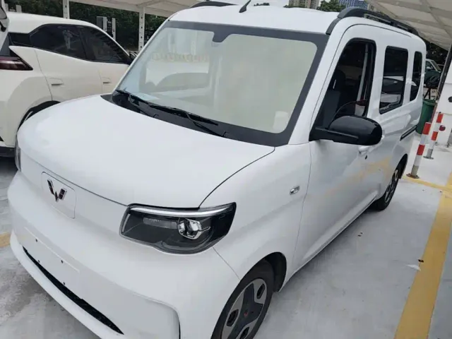 Фотография автомобиля — Wuling Zhiguang NEV