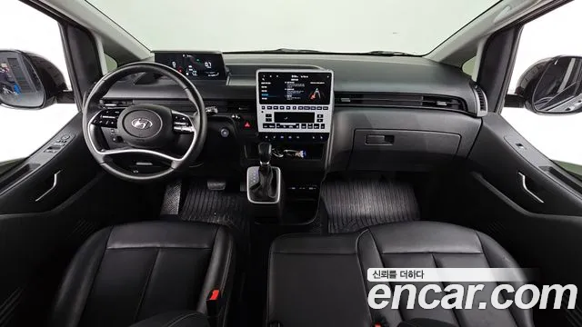 Hyundai Staria Staria 4WD Подъёмник для коляски/Slope — Фото автомобиля 7
