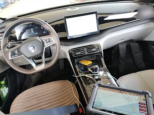 BYD Qin PLUS — Фото автомобиля 9