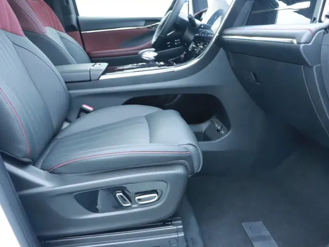 GAC Trumpchi Trumpchi M8 2023 Model Master Series 400T Ultimate Edition — Фото автомобиля 7