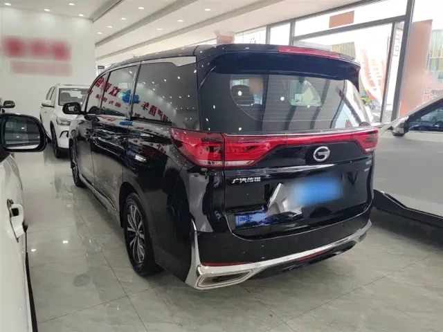GAC Trumpchi M8 — Фото автомобиля 5