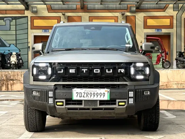 Jetour T2 — Фото автомобиля 2