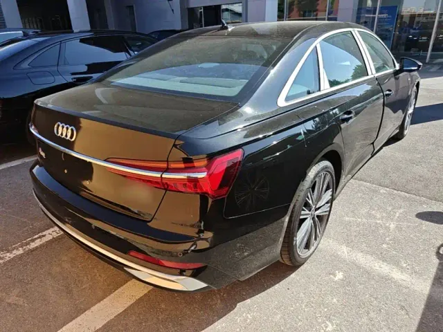 Audi A6L — Фото автомобиля 6