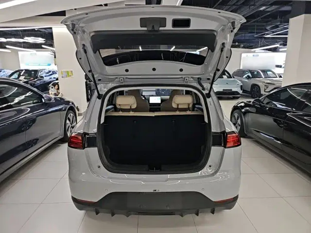 Wuling Binguo PLUS — Фото автомобиля 18