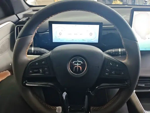BYD Song Pro — Фото автомобиля 10