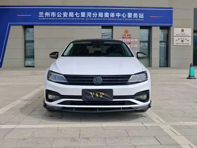 Volkswagen Lamando — Фото автомобиля 2
