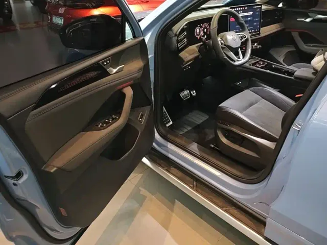 Volkswagen Tiguan L — Фото автомобиля 15