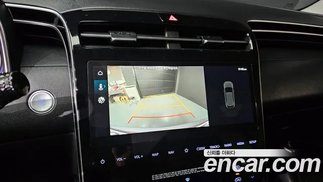 Hyundai Tucson Tucson (NX4) Дизель 2.0 2WD — Фото автомобиля 17