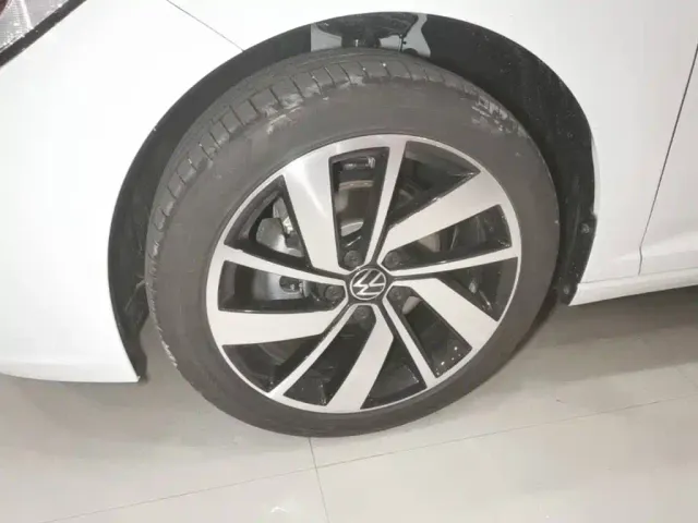 Volkswagen Sagitar — Фото автомобиля 22