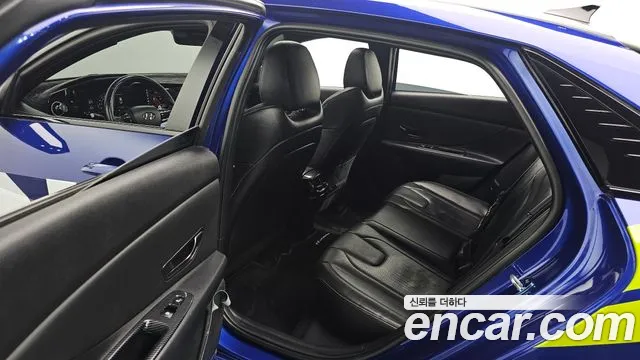 Hyundai AVANTE — Фото автомобиля 12