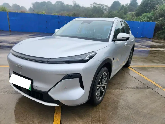 Фотография автомобиля — Geely Galaxy Starship 7 EM-i