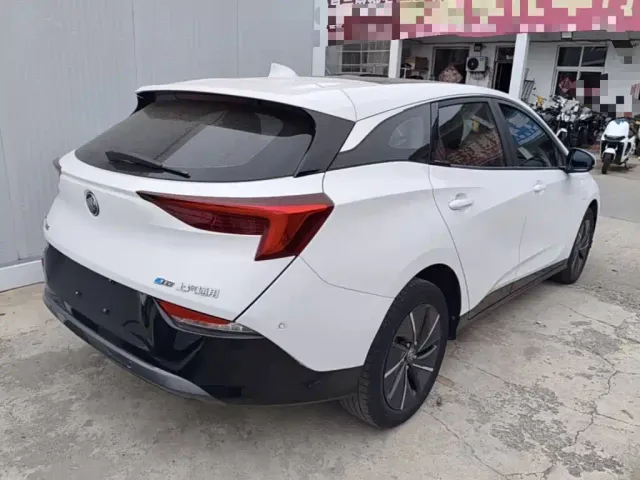 Buick Velite 6 — Фото автомобиля 6