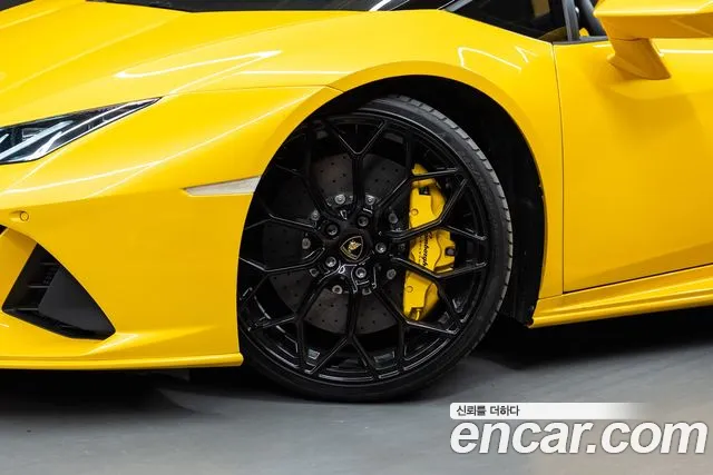 Lamborghini Huracan — Фото автомобиля 6