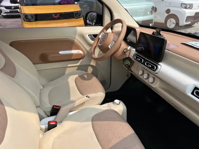 Wuling Hongguang Mini EV — Фото автомобиля 8