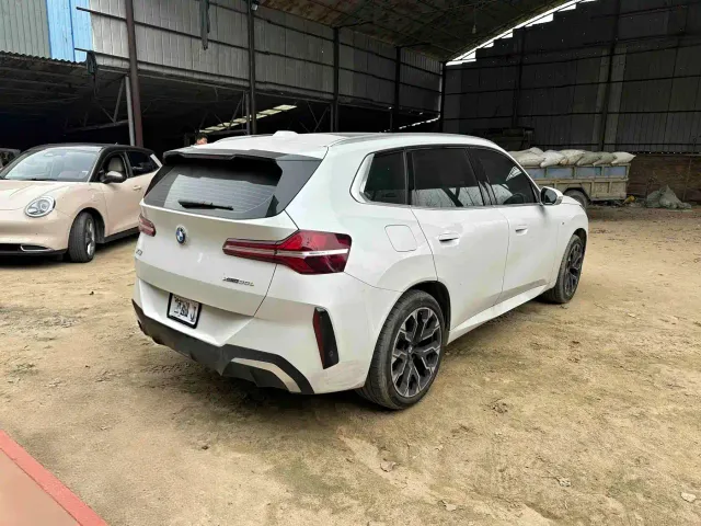 BMW X3 — Фото автомобиля 4