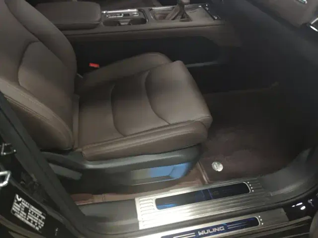 Wuling Starlight 730 — Фото автомобиля 8