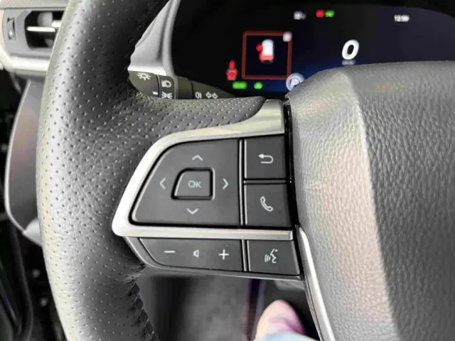 Toyota Sienna — Фото автомобиля 27