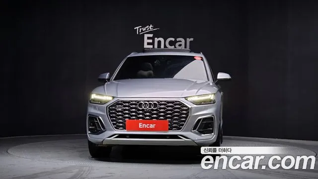 Audi Q5 45 TFSI quattro Sportback Premium — Фото автомобиля 3