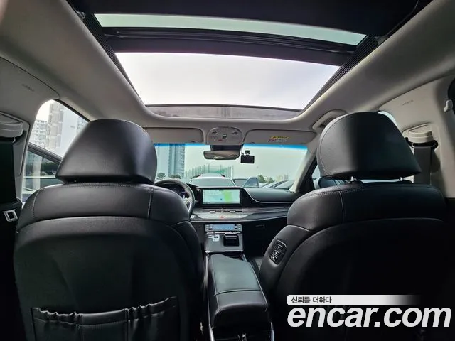 Hyundai Grandeur Grandeur (New) — Фото автомобиля 11