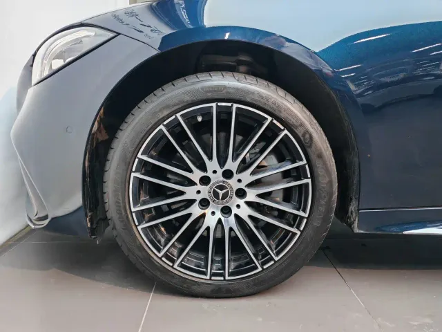 Mercedes-Benz C-Class — Фото автомобиля 9