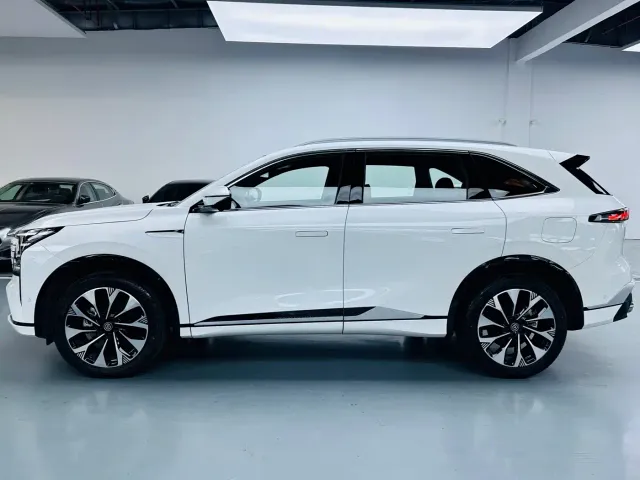 Changan CS75 Plus — Фото автомобиля 12
