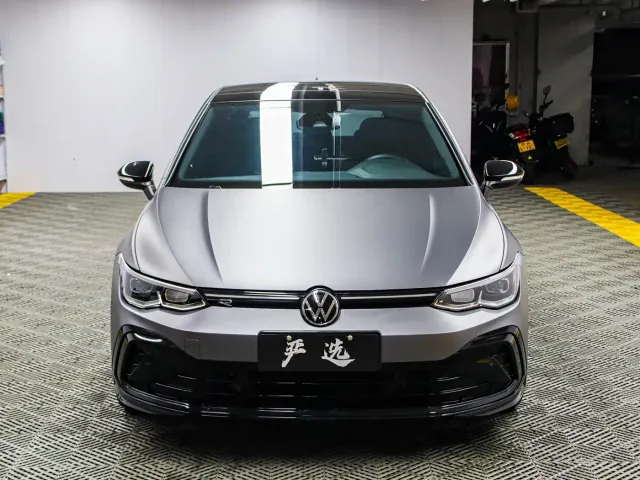 Volkswagen Golf — Фото автомобиля 2