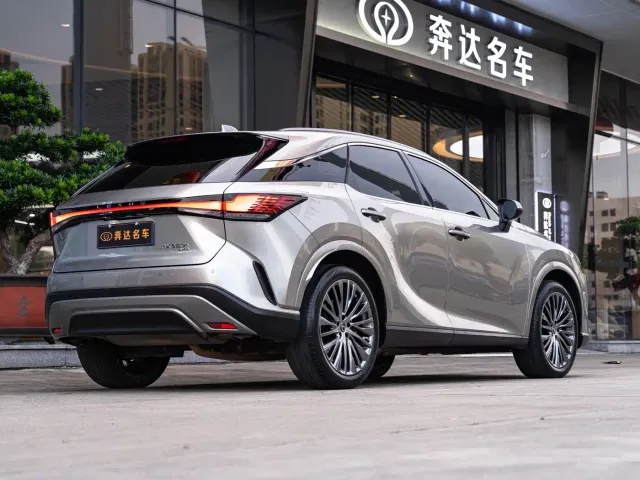 Lexus RX — Фото автомобиля 3
