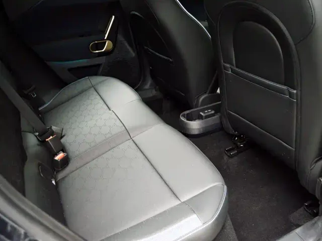 MINI Electric MINI ACEMAN — Фото автомобиля 12