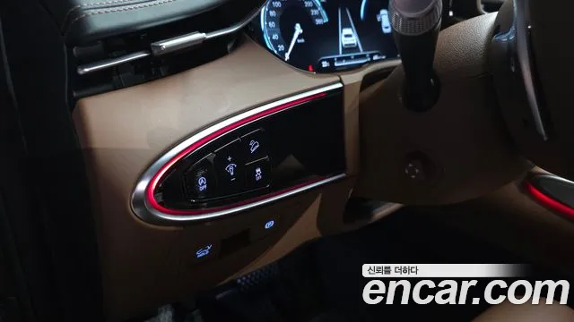 Genesis GV70 — Фото автомобиля 28
