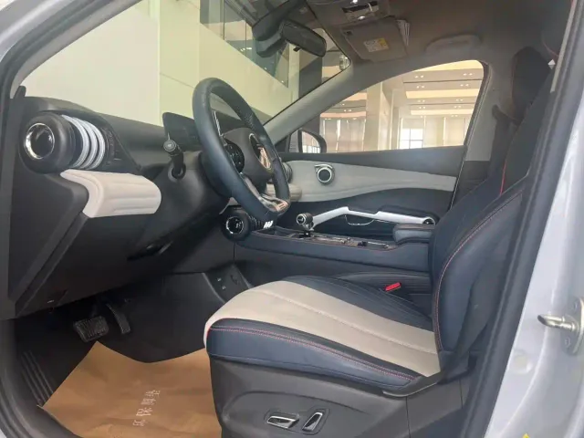 BYD Yuan PLUS — Фото автомобиля 14