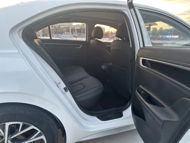 Hyundai Mistra — Фото автомобиля 17