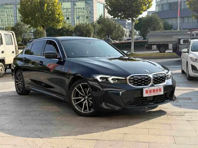 BMW 3 Series — Фото автомобиля 3