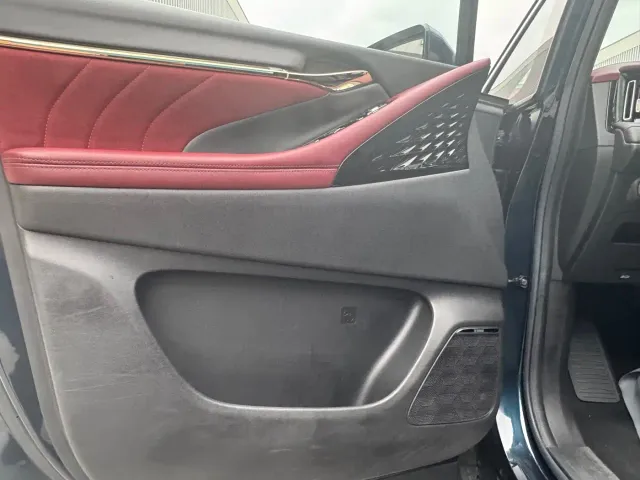GAC Trumpchi E9 — Фото автомобиля 11