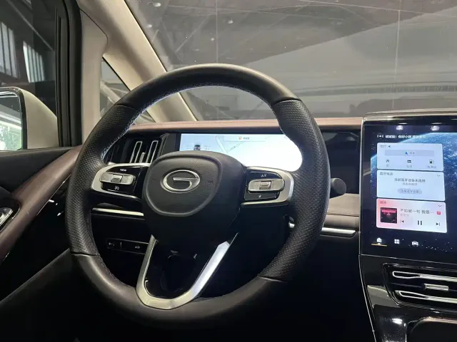 GAC Trumpchi M8 — Фото автомобиля 6