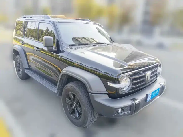 Tank Tank 300 2024 Model 2.0T Challenger — Фото автомобиля 3