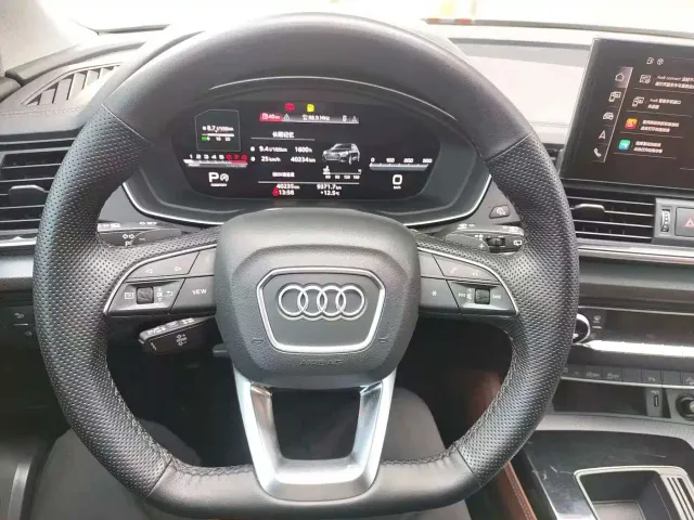 Audi Q5L — Фото автомобиля 15