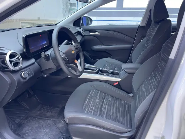 Chevrolet Monza — Фото автомобиля 4