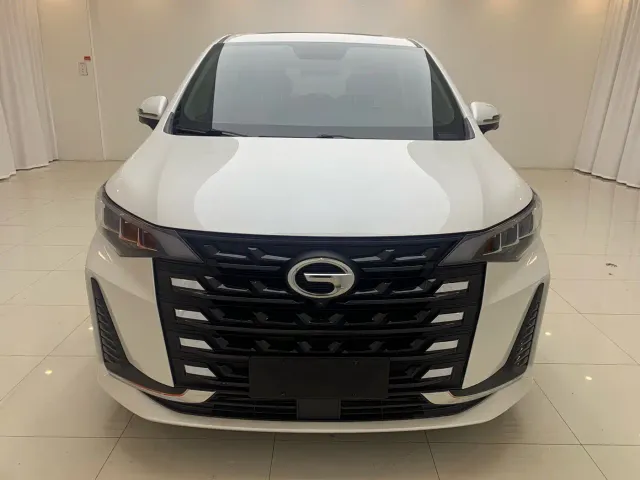GAC Trumpchi M6 — Фото автомобиля 2