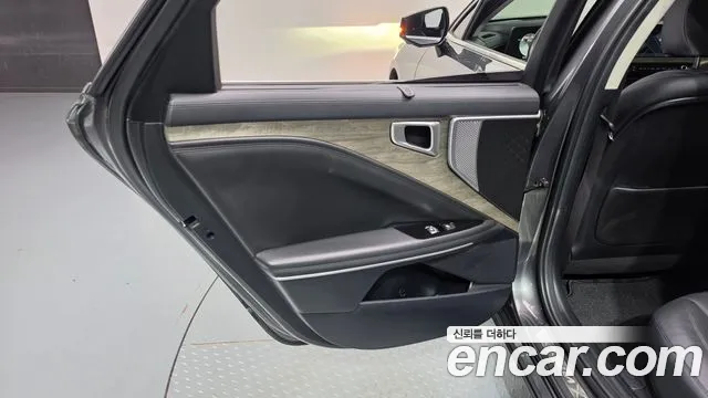 Kia K8 K8 Hybrid — Фото автомобиля 14