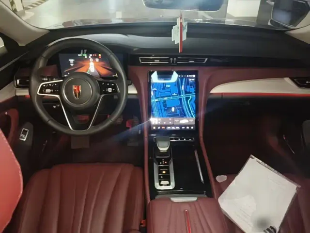 Hongqi H5 — Фото автомобиля 13