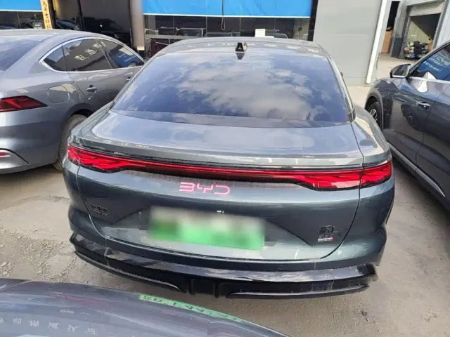BYD Han L — Фото автомобиля 5