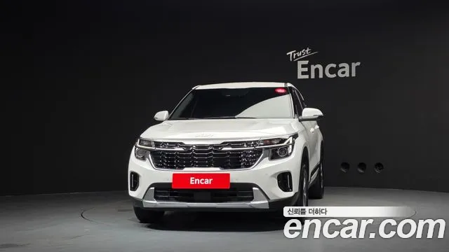 Kia Seltos Новый Seltos Бензин 2.0 2WD — Фото автомобиля 3