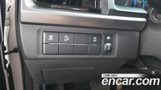 KG_Mobility_Ssangyong Rexton Новый Rexton Sport Дизель 2.2 4WD — Фото автомобиля 20