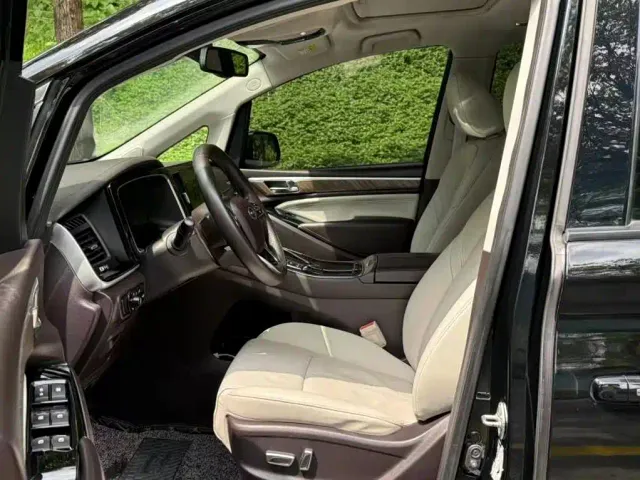 GAC Trumpchi M8 — Фото автомобиля 8