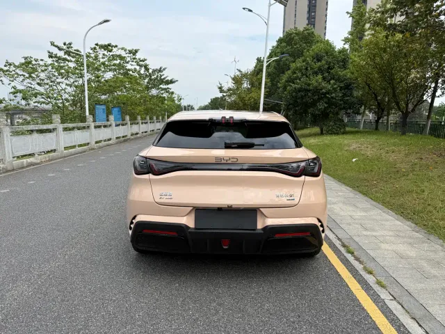 BYD Seal 06 GT — Фото автомобиля 5